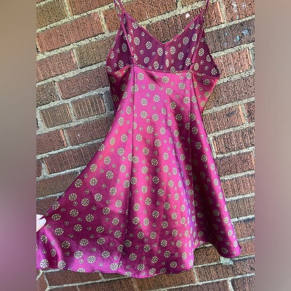 EUC La Senza Sexy Maroon Slip Size Medium - Picture 3 of 6